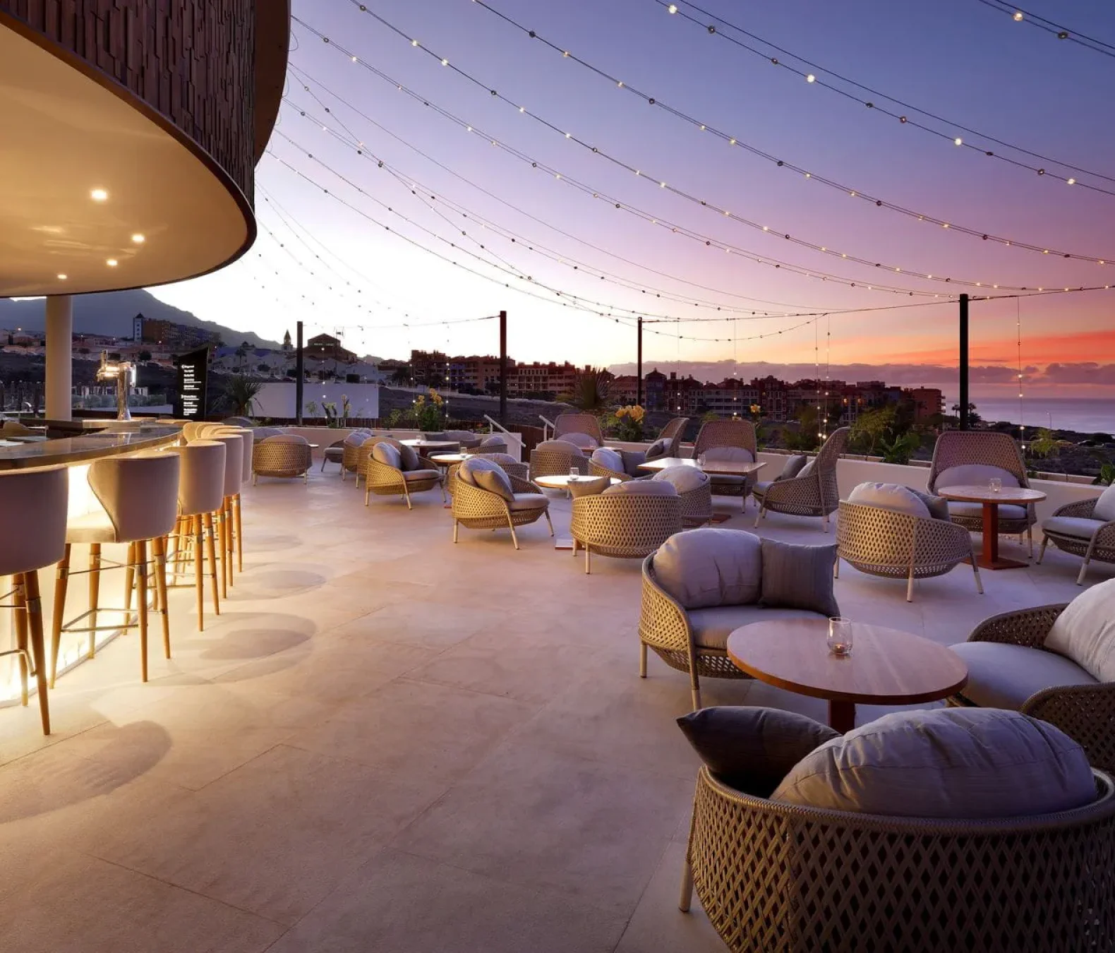 DEDON_AHNDA_HardRockHotel_Tenerife_Spain