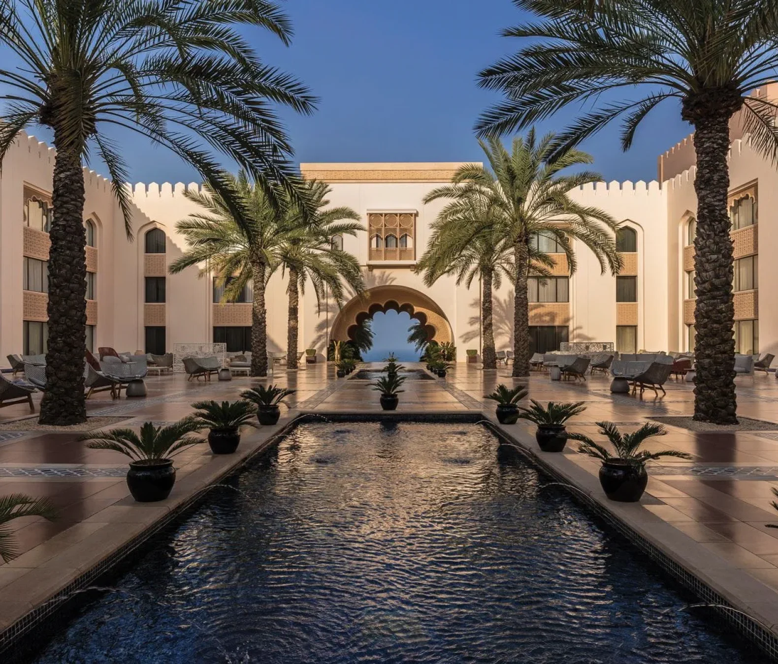 DEDON_AHNDA_MBRACE_BABYLON_PORCINI_ShangriLa_BarrAlJissah_Oman